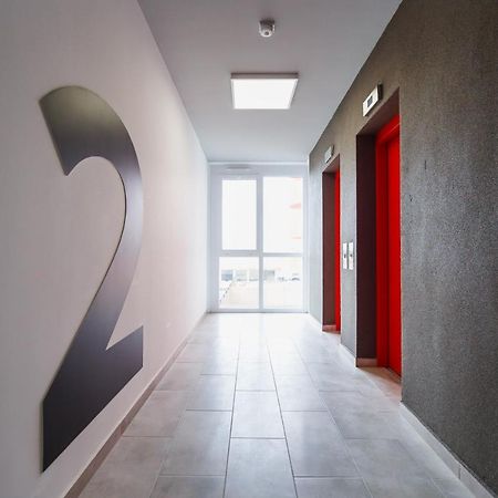 Azur Paradise Near City Center 오라데아 외부 사진